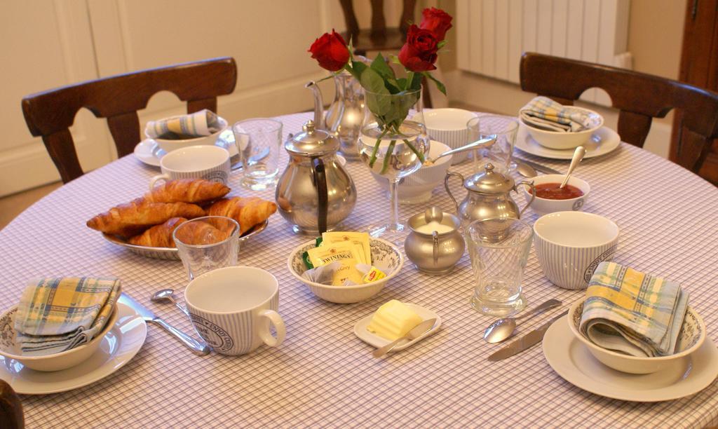 La Cour Des Carmes Bed & Breakfast Arras Eksteriør bilde